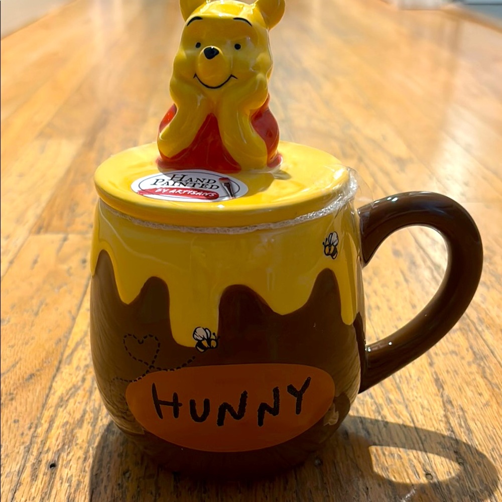 NWT Disney Winnie the Pooh Hunny pot Mug with Lid